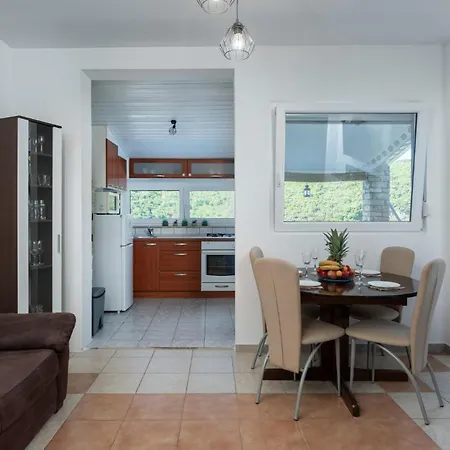Apartment Lovely In With Wifi Krnica